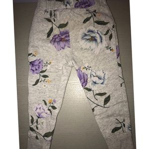 Joggers for toddlers with pockets.